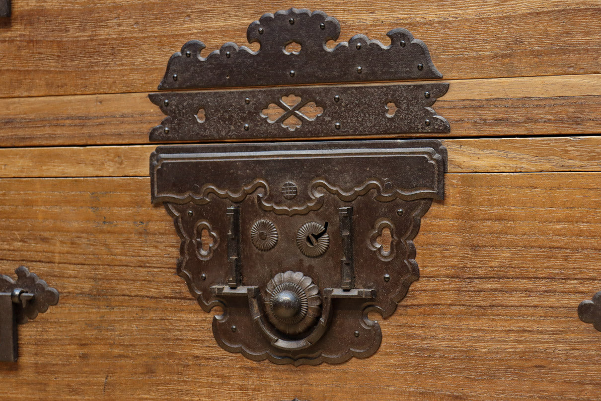 Clothing Chest BB3143