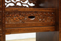 桜の彫刻模様で華やかな軽井沢彫鏡台　BB3145