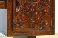 桜の彫刻模様で華やかな軽井沢彫鏡台　BB3145