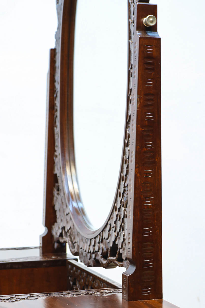 桜の彫刻模様で華やかな軽井沢彫鏡台　BB3145