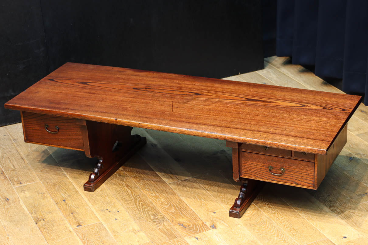 優美なけやき一枚板と印象的な脚作りで気品ある文机　BB3146