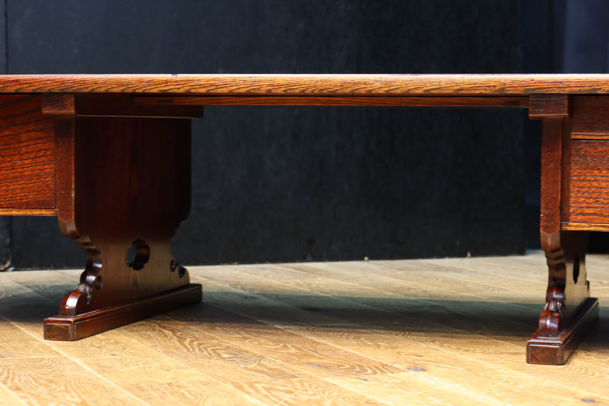 優美なけやき一枚板と印象的な脚作りで気品ある文机　BB3146