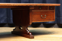 優美なけやき一枚板と印象的な脚作りで気品ある文机　BB3146