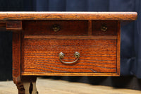 優美なけやき一枚板と印象的な脚作りで気品ある文机　BB3146