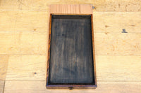 優美なけやき一枚板と印象的な脚作りで気品ある文机　BB3146