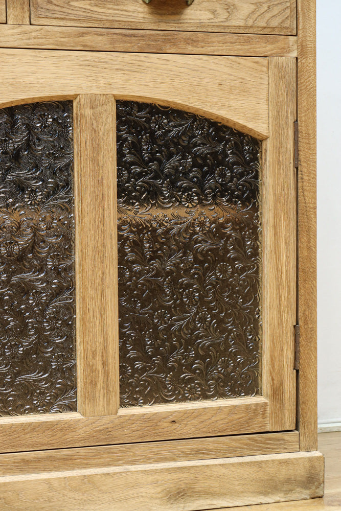 花模様のプレスガラスが可愛らしい木地色のガラスケース　BB3149