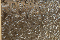 花模様のプレスガラスが可愛らしい木地色のガラスケース　BB3149