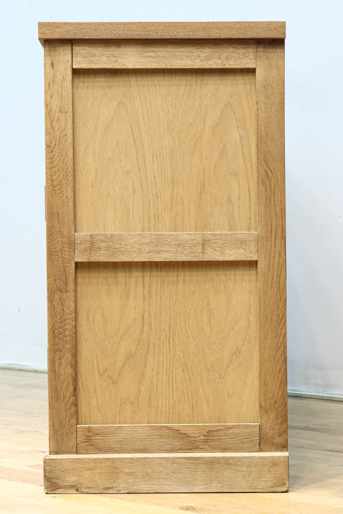 花模様のプレスガラスが可愛らしい木地色のガラスケース　BB3149