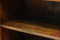 木枠デザインや蛇腹戸造りがお洒落なレトロ本棚　BB3150