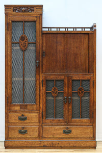 木枠デザインや蛇腹戸造りがお洒落なレトロ本棚　BB3150