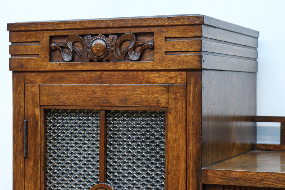 木枠デザインや蛇腹戸造りがお洒落なレトロ本棚　BB3150