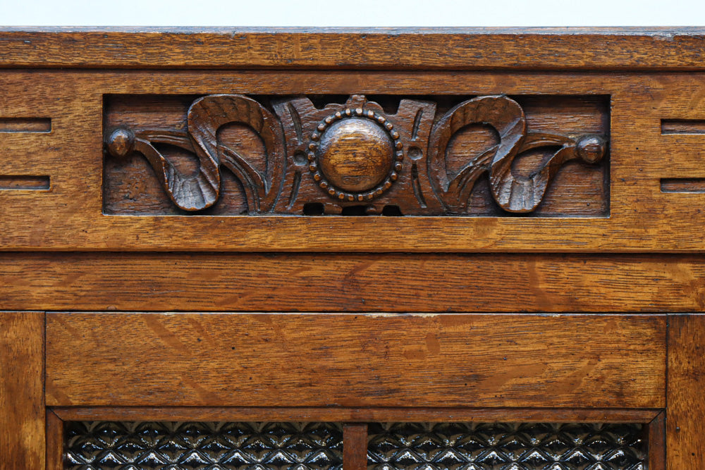 木枠デザインや蛇腹戸造りがお洒落なレトロ本棚　BB3150