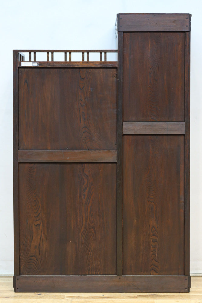 木枠デザインや蛇腹戸造りがお洒落なレトロ本棚　BB3150