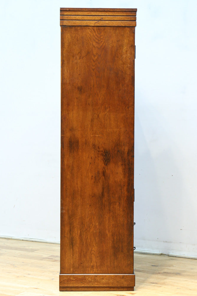 木枠デザインや蛇腹戸造りがお洒落なレトロ本棚　BB3150