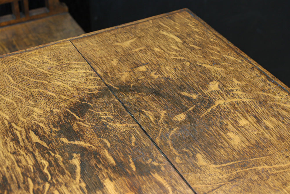 木枠デザインや蛇腹戸造りがお洒落なレトロ本棚　BB3150