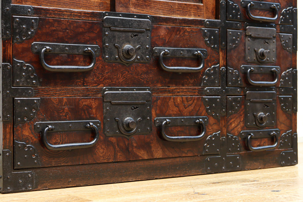 Merchant Chest BB3152