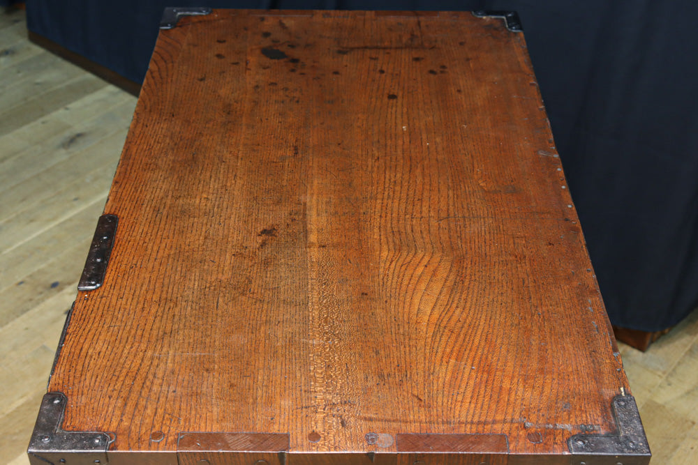 Merchant Chest BB3152