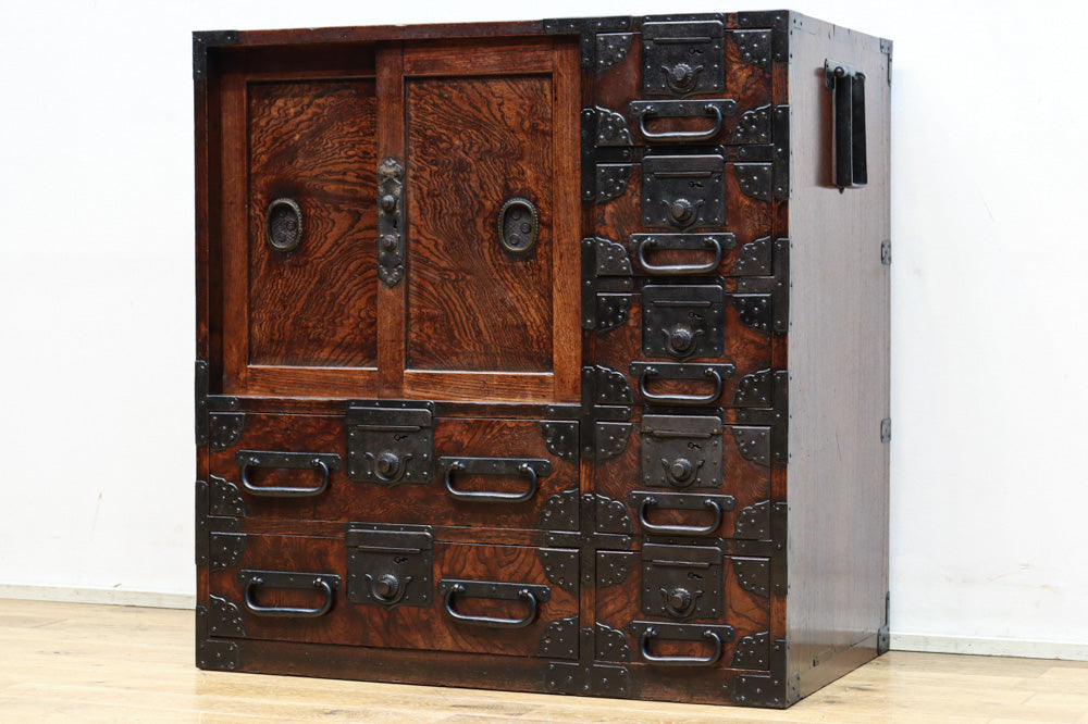 Merchant Chest BB3152