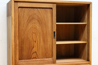 優美な杢目が流れる素地色の三方総欅収納箪笥　BB3153