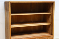 優美な杢目が流れる素地色の三方総欅収納箪笥　BB3153