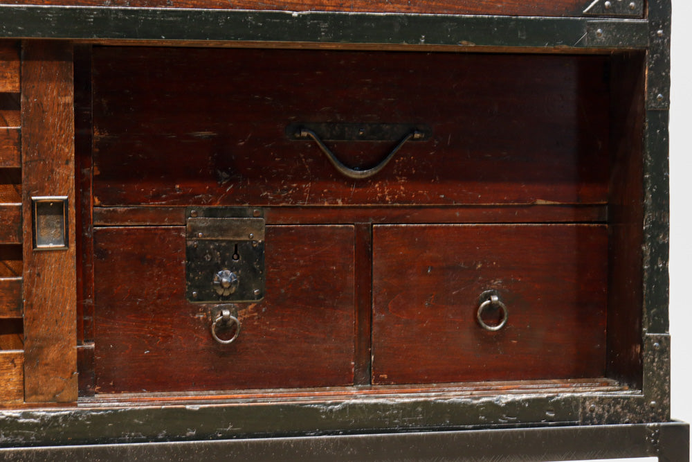 Clothing Chest BB3154