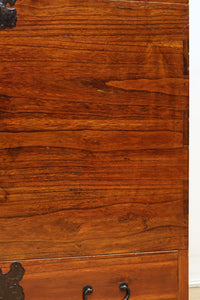 落ち着いた色艶で引き出し付きのつづら箱　BB3155