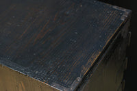 味わいのある色彩で歴史が感じられる北陸地方行商箪笥　BB3157