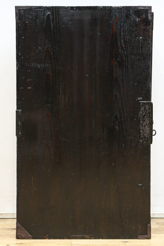 味わいのある色彩で歴史が感じられる北陸地方行商箪笥　BB3157