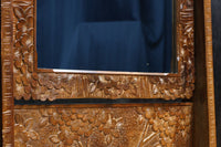 桜模様で飾られた美しい軽井沢彫りの姿見　BB3160