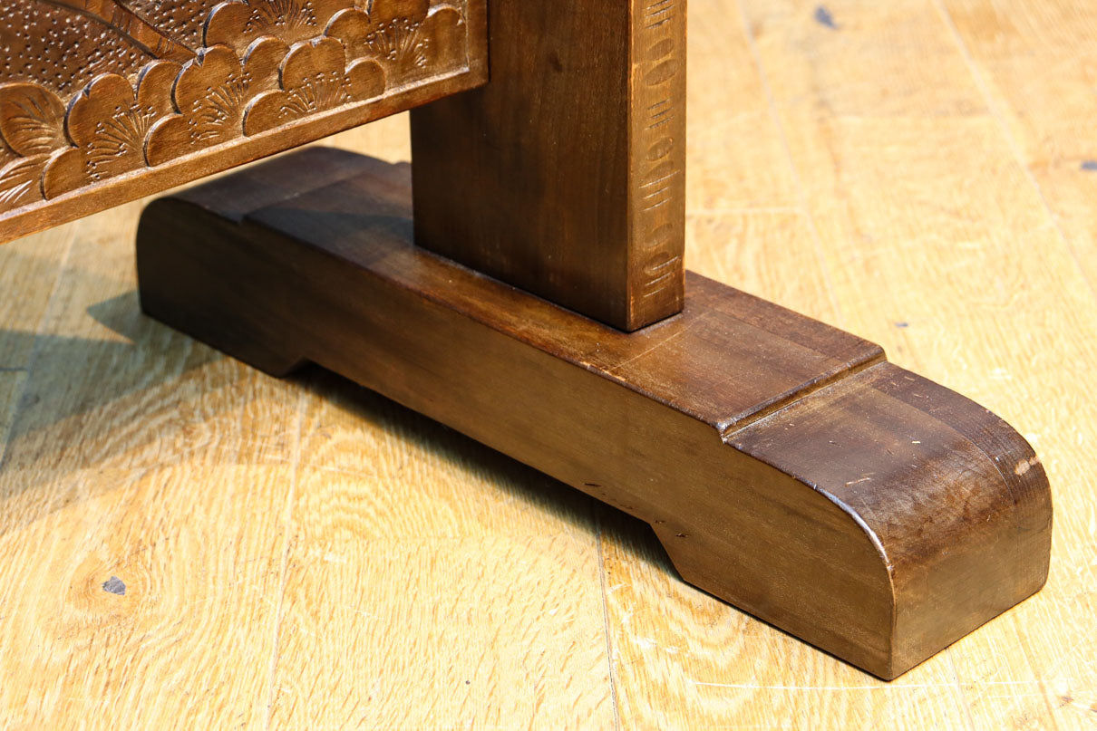 桜模様で飾られた美しい軽井沢彫りの姿見　BB3160