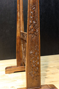 桜模様で飾られた美しい軽井沢彫りの姿見　BB3160