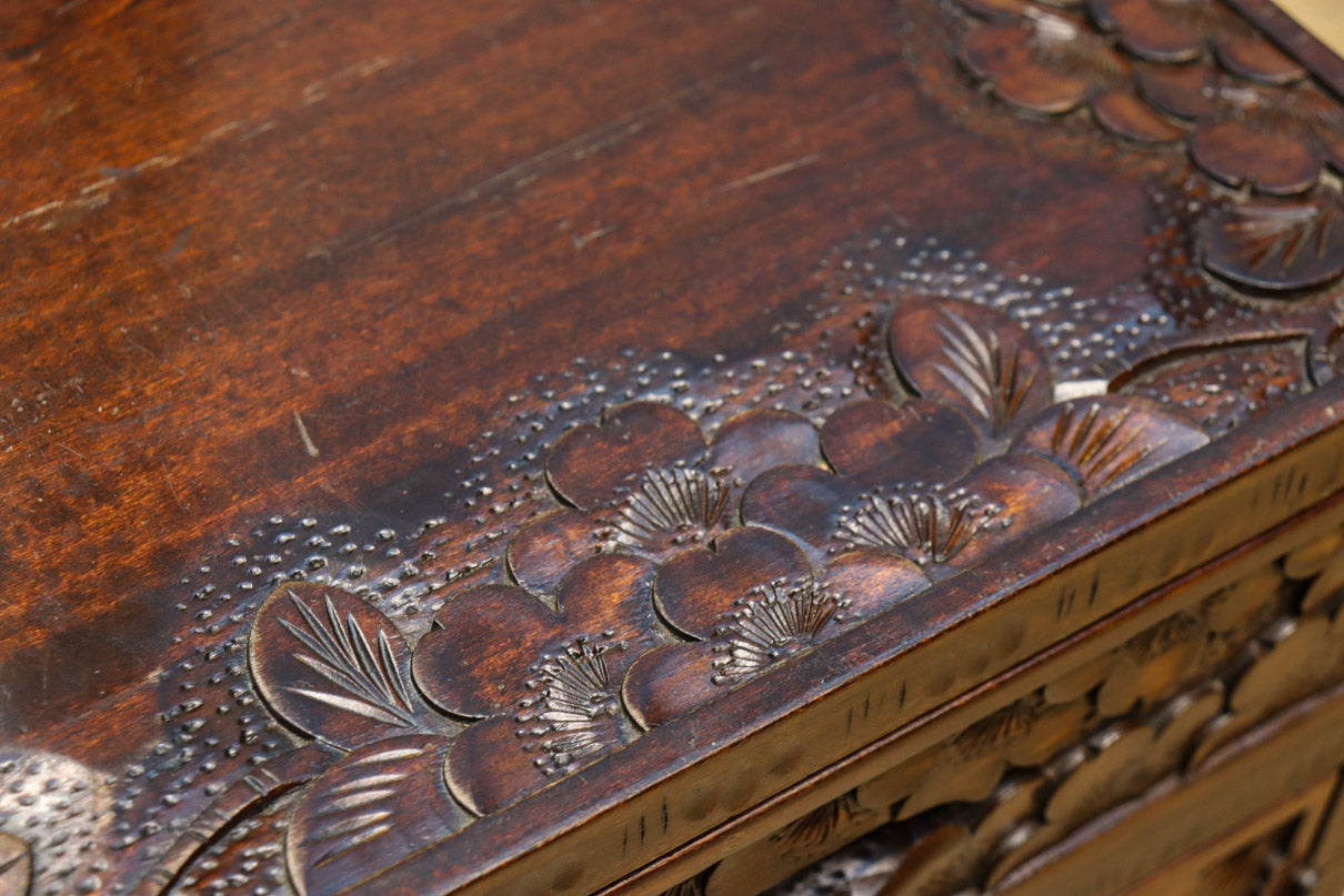 軽井沢彫りの上品な桜模様が浮かぶ鏡台　BB3164