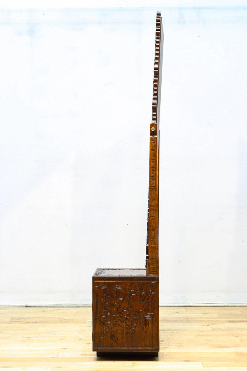 軽井沢彫りの上品な桜模様が浮かぶ鏡台　BB3164