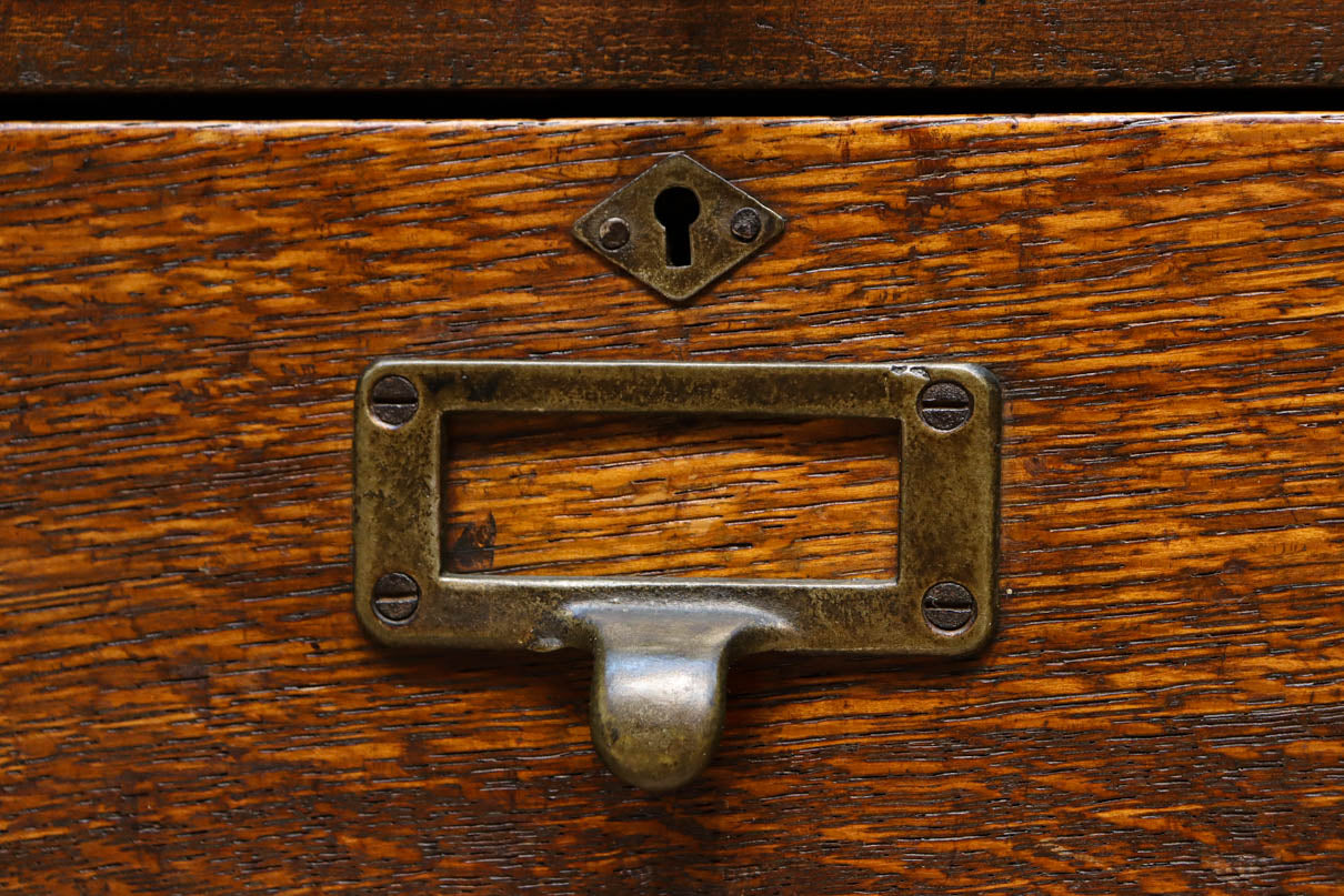 木材の温かみのあるシンプルな小引き出し　BB3168