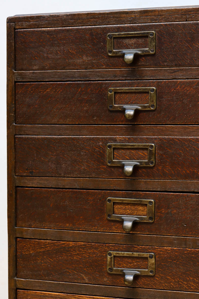 木材の温かみのあるシンプルな小引き出し　BB3168