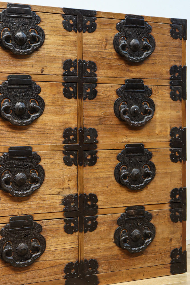 Clothing Chest BB3187-MT