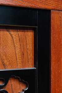 幅1960ミリ!! 四枚引き戸の壮観な造りで貫禄溢れる近江水屋箪笥　BB3173-MT