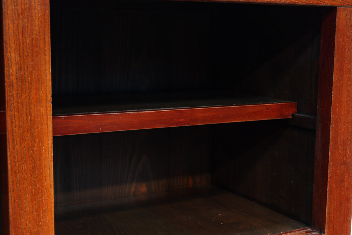 幅1960ミリ!! 四枚引き戸の壮観な造りで貫禄溢れる近江水屋箪笥　BB3173-MT