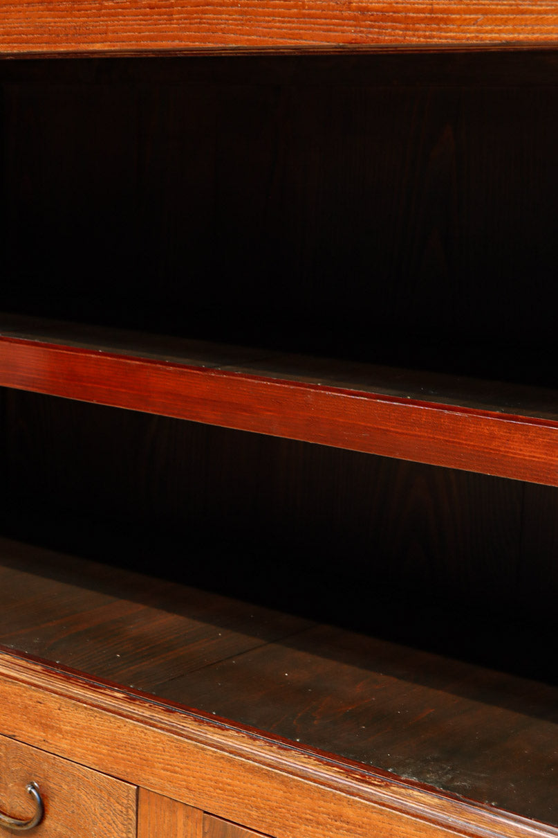 幅1960ミリ!! 四枚引き戸の壮観な造りで貫禄溢れる近江水屋箪笥　BB3173-MT