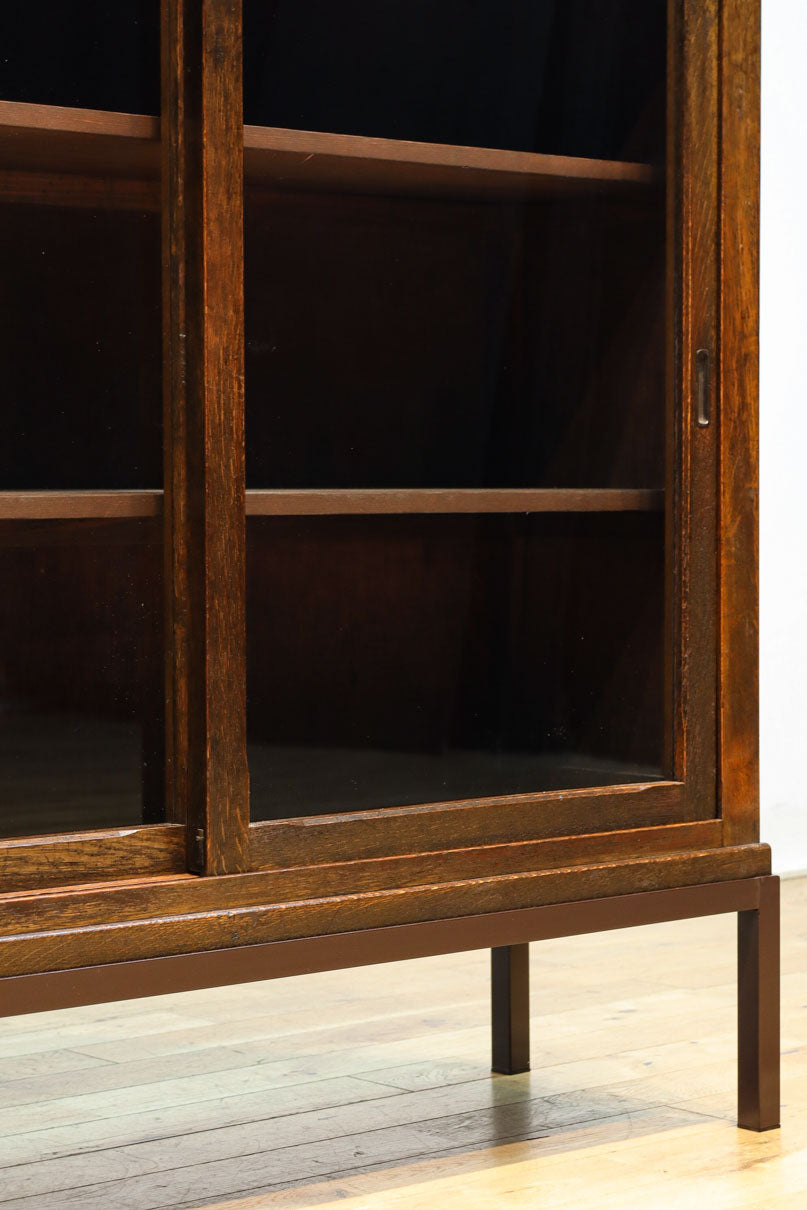 レトロガラスの煌めきが美しいアイアンフレーム付きガラスケース　BB3177