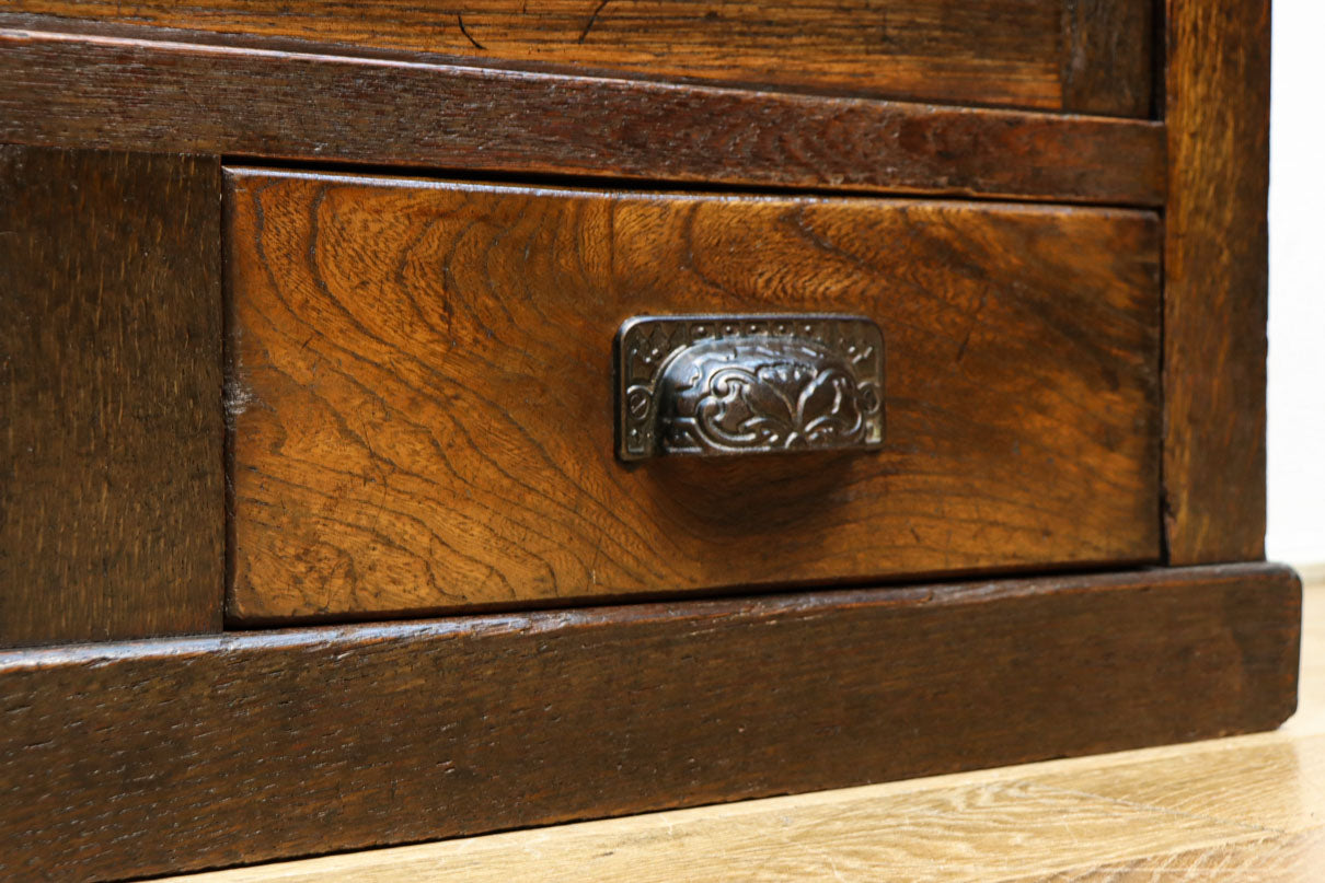 幅1076ミリ　ゆらゆらガラスの温かみあるレトロガラスケース　BB3178