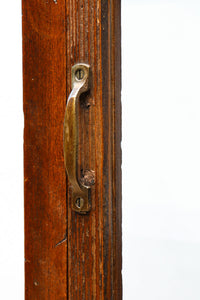 収納部分が3段に分割された使い易い脚高デザインのガラスケース　BB3180