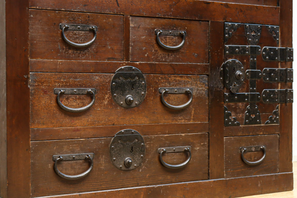 Merchant Chest BB3195