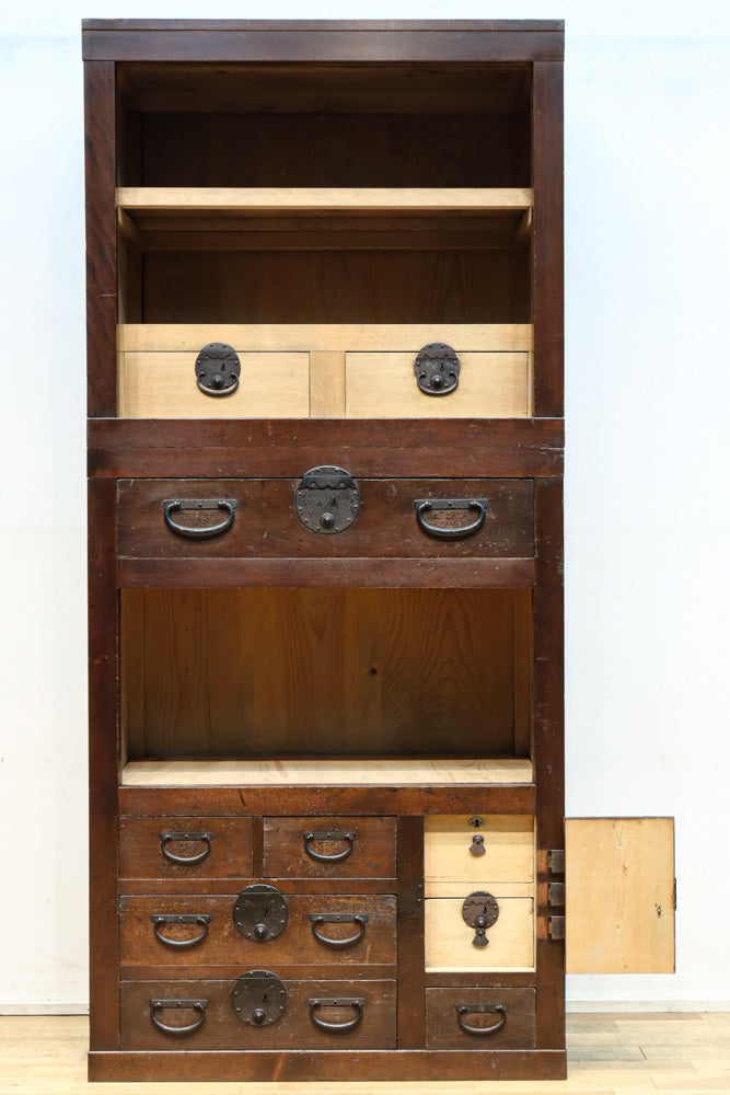 Merchant Chest BB3195