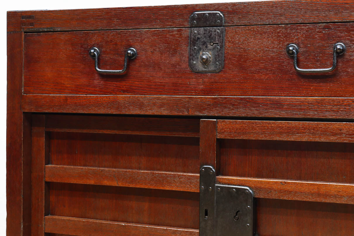 Merchant Chest BB3197