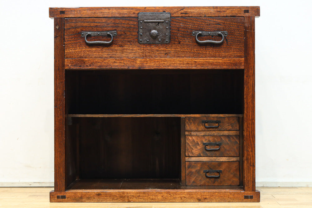 Merchant Chest BB3198