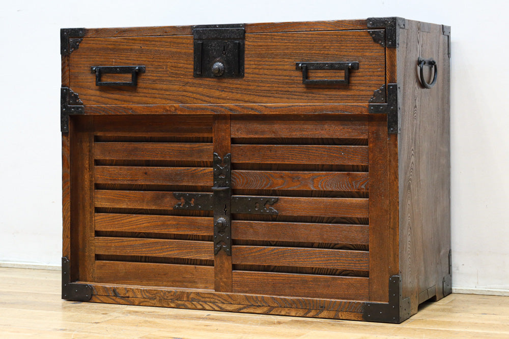Merchant Chest BB3199