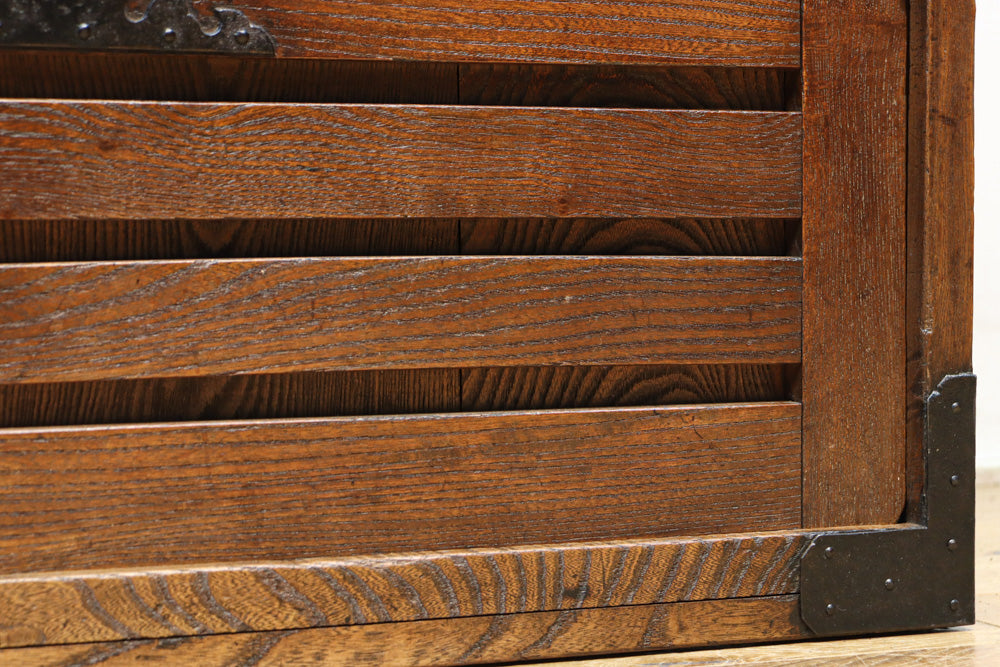 Merchant Chest BB3199