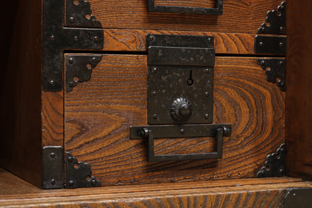 Merchant Chest BB3199