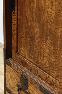 美しい杢目が流れる上質な帳場箪笥　BB3201